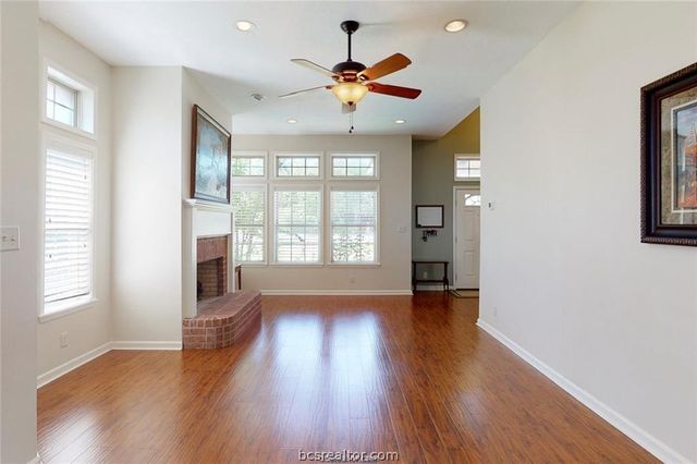 203 Chimney Hill Circle, College Station, TX 77840