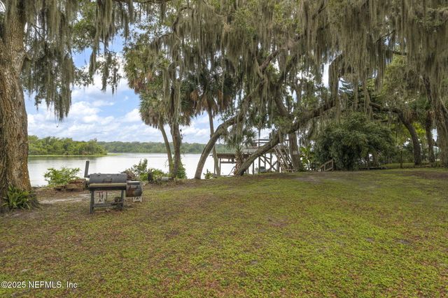 109 CODY Drive, Satsuma, FL 32189
