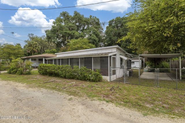 109 CODY Drive, Satsuma, FL 32189