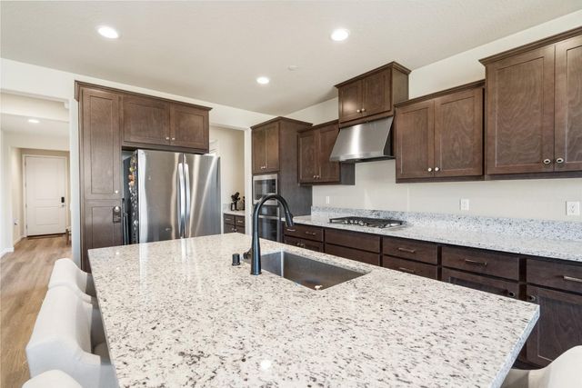 2203 N Laverne Avenue, Fresno, CA 93727