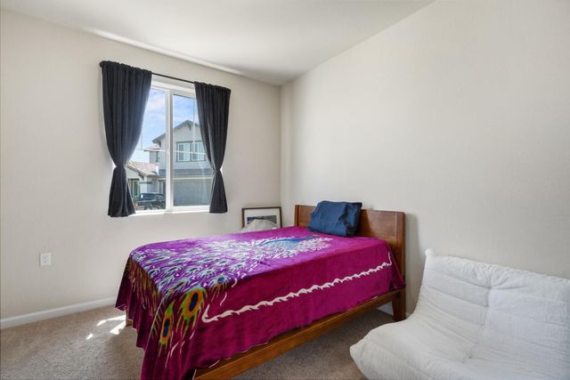 2203 N Laverne Avenue, Fresno, CA 93727