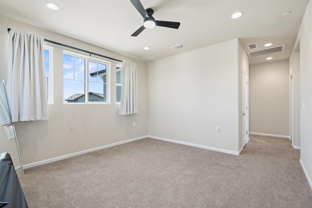 2203 N Laverne Avenue, Fresno, CA 93727