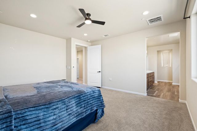 2203 N Laverne Avenue, Fresno, CA 93727