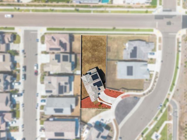 2203 N Laverne Avenue, Fresno, CA 93727
