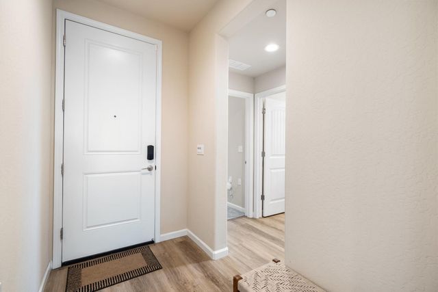 2203 N Laverne Avenue, Fresno, CA 93727