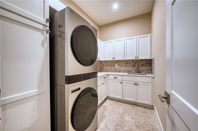 4584 CEDRON COURT, Sarasota, FL 34240