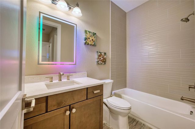 4584 CEDRON COURT, Sarasota, FL 34240