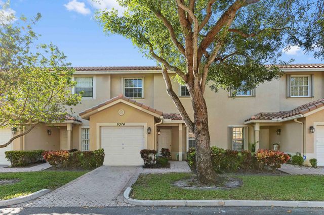 6374 Park Lake Circle 6374, Boynton Beach, FL 33437