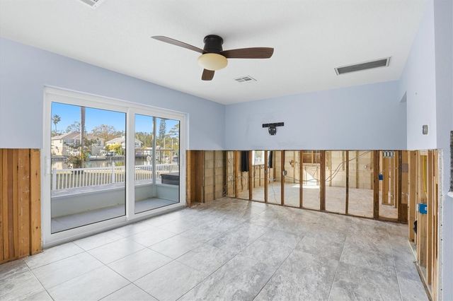 302 GEORGIA AVENUE, Crystal Beach, FL 34681