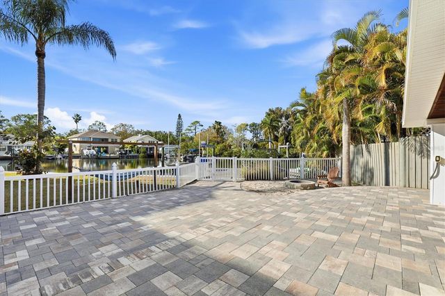 302 GEORGIA AVENUE, Crystal Beach, FL 34681