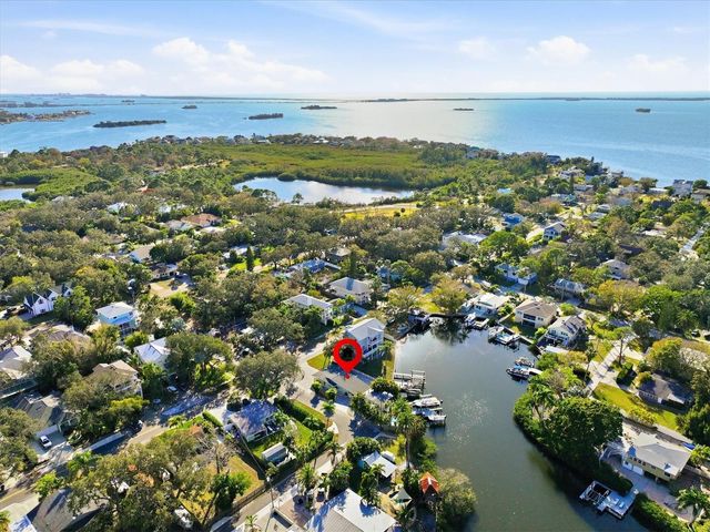 302 GEORGIA AVENUE, Crystal Beach, FL 34681