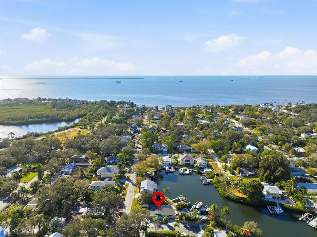 302 GEORGIA AVENUE, Crystal Beach, FL 34681