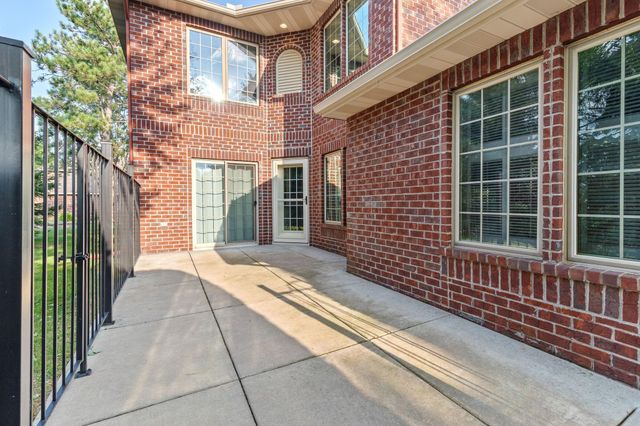 1518 Hunter Hill Road, Hudson, WI 54016