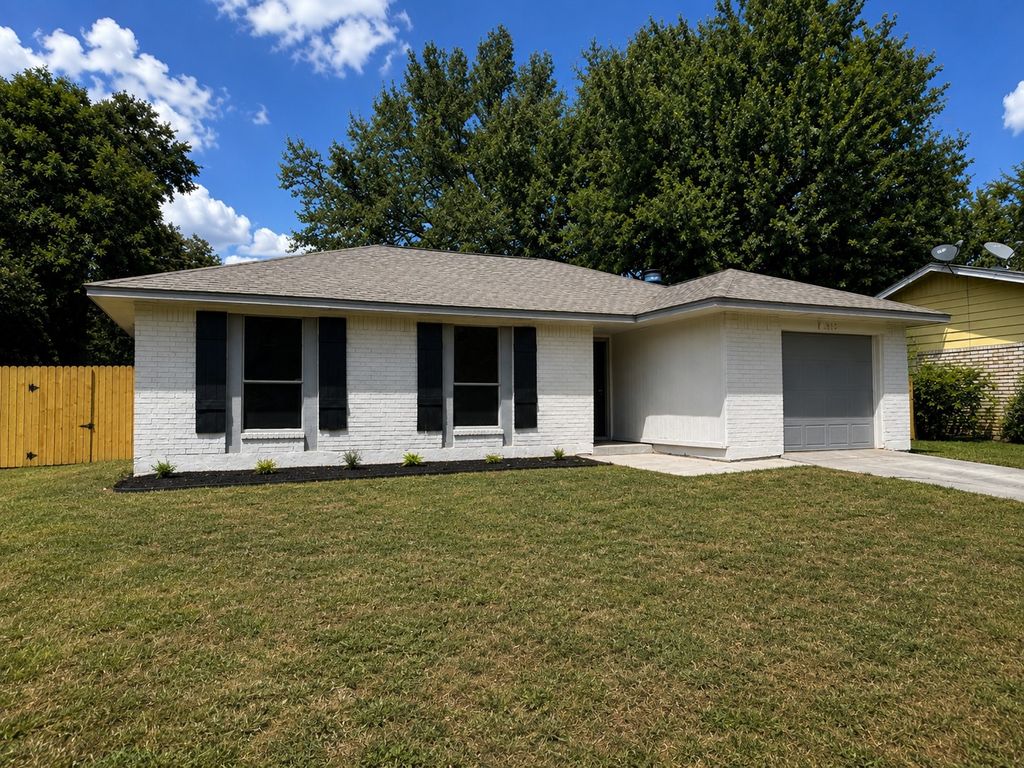 313 Taurus Drive, Cedar Hill, TX 75104 — photo 2