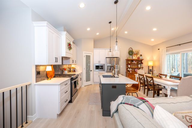 7404 Boulder Creek Drive, Midland, MI 48642