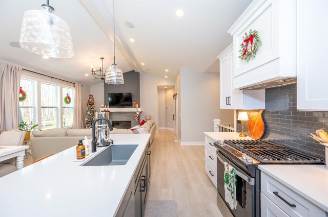 7404 Boulder Creek Drive, Midland, MI 48642