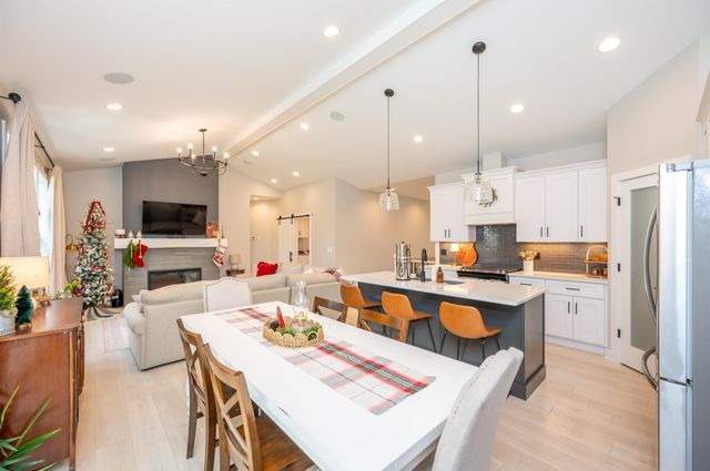 7404 Boulder Creek Drive, Midland, MI 48642