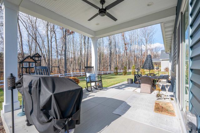 7404 Boulder Creek Drive, Midland, MI 48642