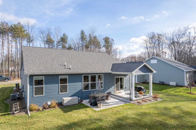 7404 Boulder Creek Drive, Midland, MI 48642