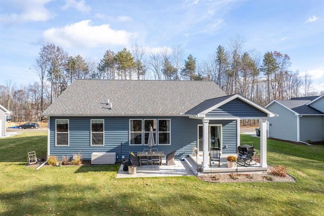 7404 Boulder Creek Drive, Midland, MI 48642