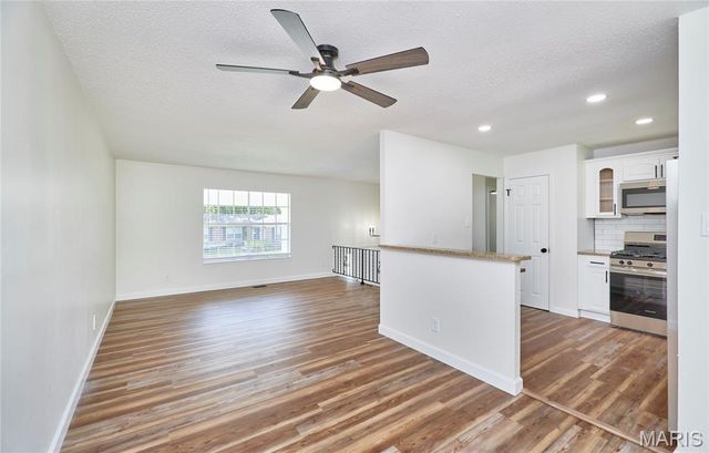 1771 Redcoat Drive, Maryland Heights, MO 63043
