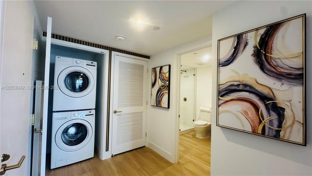 90 NE 32 ST 613, Miami, FL 33137