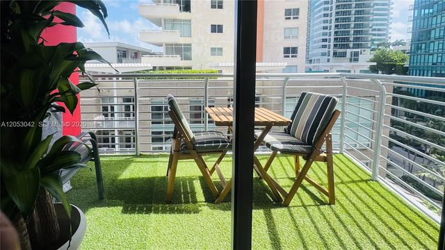 90 NE 32 ST 613, Miami, FL 33137