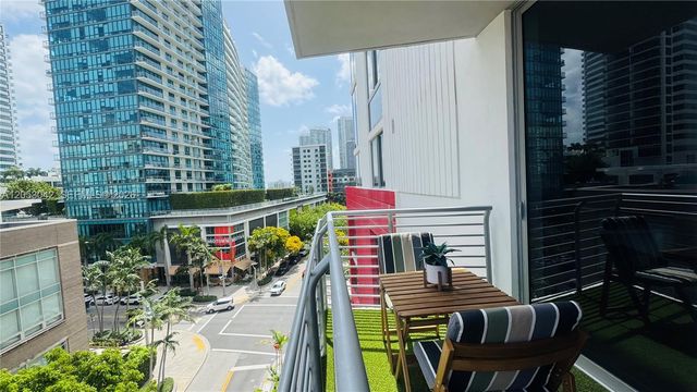 90 NE 32 ST 613, Miami, FL 33137