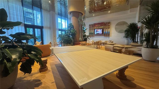 90 NE 32 ST 613, Miami, FL 33137