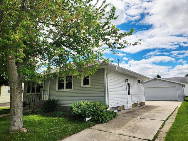 386 18TH STREET, Fond Du Lac, WI 54935