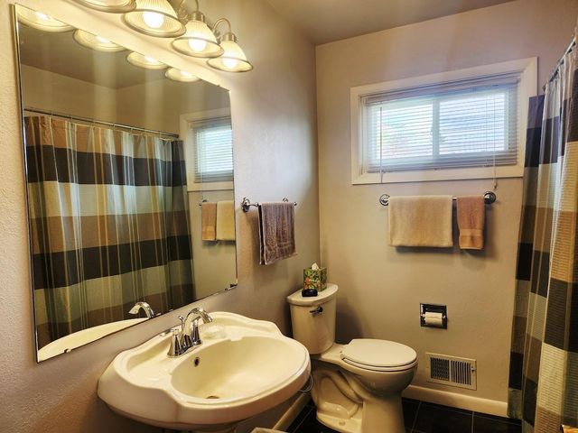 386 18TH STREET, Fond Du Lac, WI 54935
