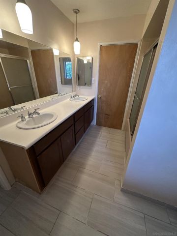 3246 Grand Ave, San Marcos, CA 92078