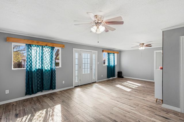 619 Edith Drive, Belen, NM 87002