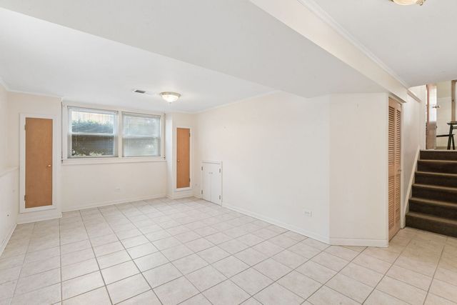 7920 Kenneth Avenue, Skokie, IL 60076