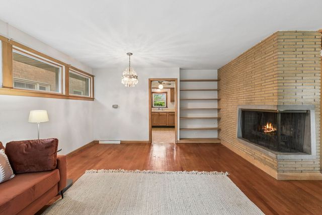 7920 Kenneth Avenue, Skokie, IL 60076