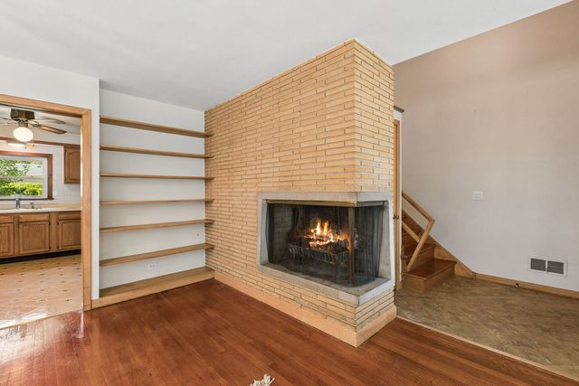 7920 Kenneth Avenue, Skokie, IL 60076