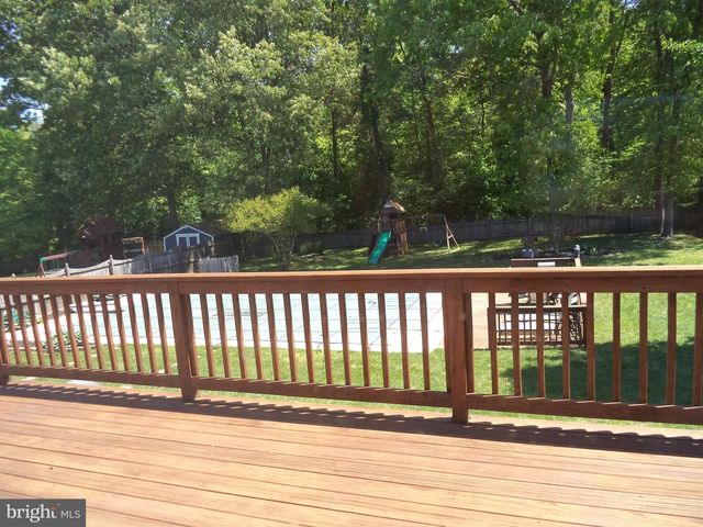 7881 WHITES COVE RD, Pasadena, MD 21122