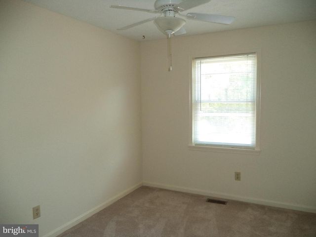 7881 WHITES COVE RD, Pasadena, MD 21122