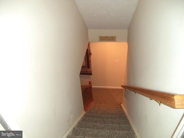 7881 WHITES COVE RD, Pasadena, MD 21122