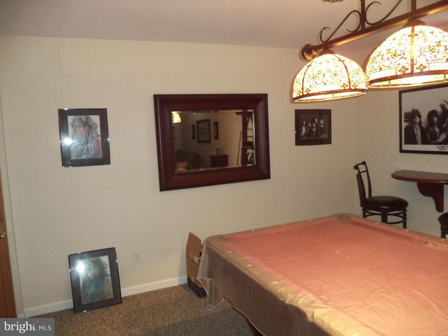 7881 WHITES COVE RD, Pasadena, MD 21122