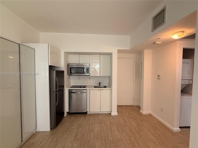 1611 Meridian Avenue 202, Miami Beach, FL 33139