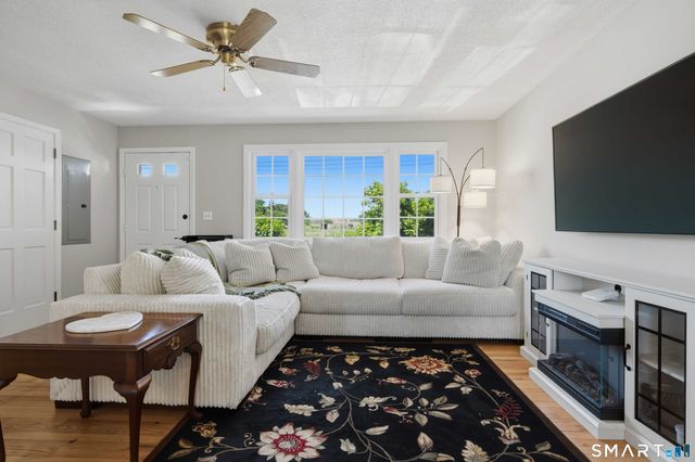 699 Selbys Pond Road, Stratford, CT 06615