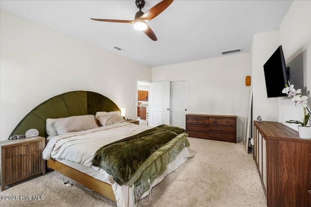 5775 Huntington Park Drive, La Grange, NC 28551