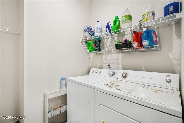 5775 Huntington Park Drive, La Grange, NC 28551