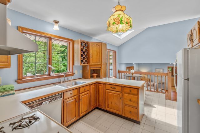 21 Club House Drive, Bourne, MA 02559