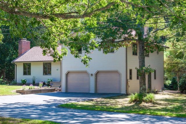 21 Club House Drive, Bourne, MA 02559