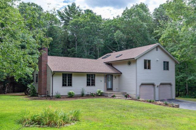 21 Club House Drive, Bourne, MA 02559