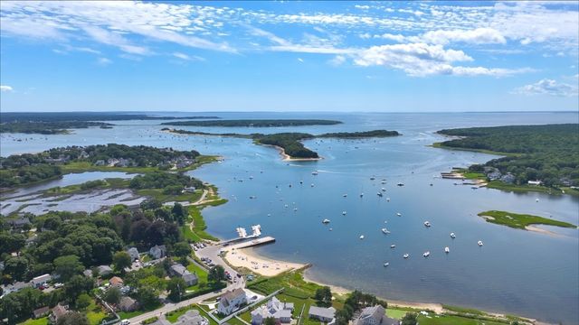 21 Club House Drive, Bourne, MA 02559