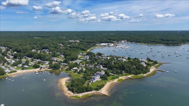 21 Club House Drive, Bourne, MA 02559