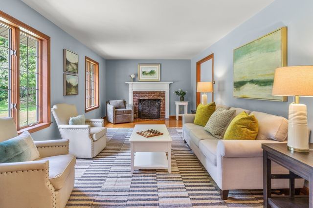 21 Club House Drive, Bourne, MA 02559